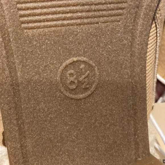 Universal Thread Tan Suede Women's Flats - Picture 8 of 8